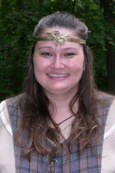 Lisa wearing her dragon circlet